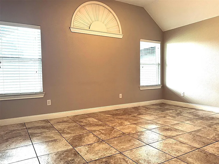 20326 Granophyre Ln — Photo 15