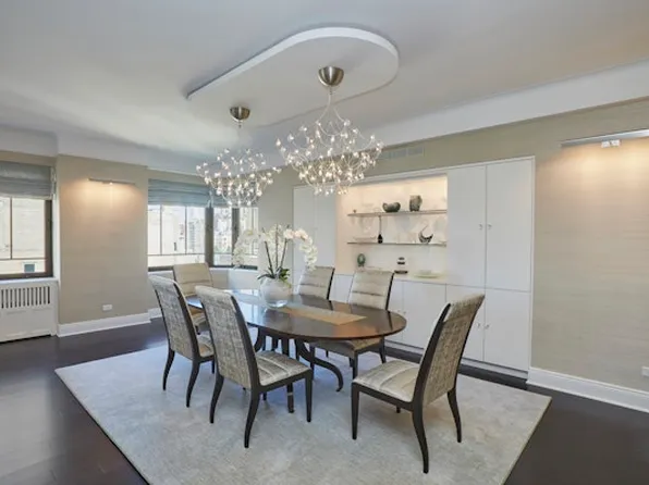 875 5th Avenue image 3 of 13