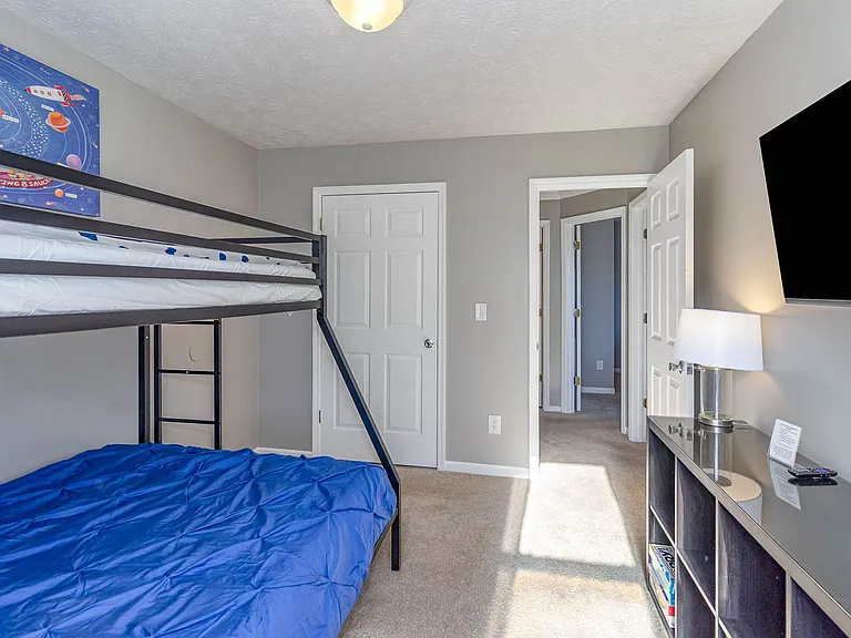 130 Overbrook Ct — Photo 19