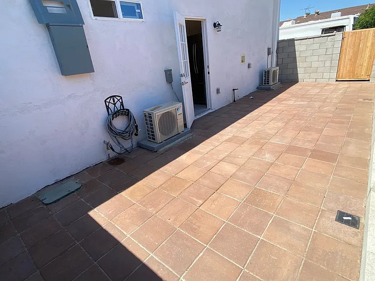 13497 Tolton Ave — Photo 16