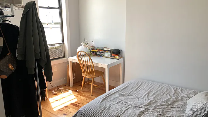Rented by Nooklyn NYC LLC | media 1