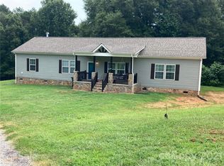 716 Kiser Dairy Rd, Dallas, NC 28034