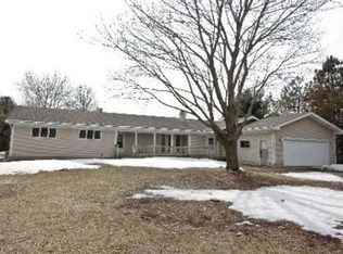 9501 Thayer Rd, Wonder Lake, IL 60097