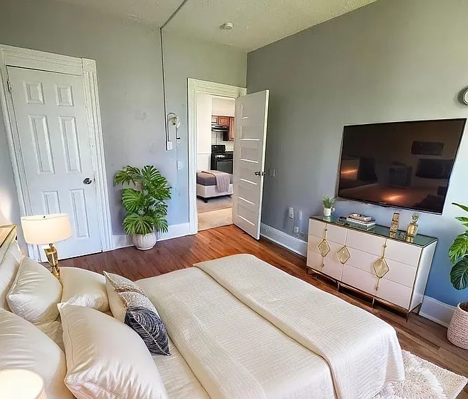 545 Park St #1L — Photo 2