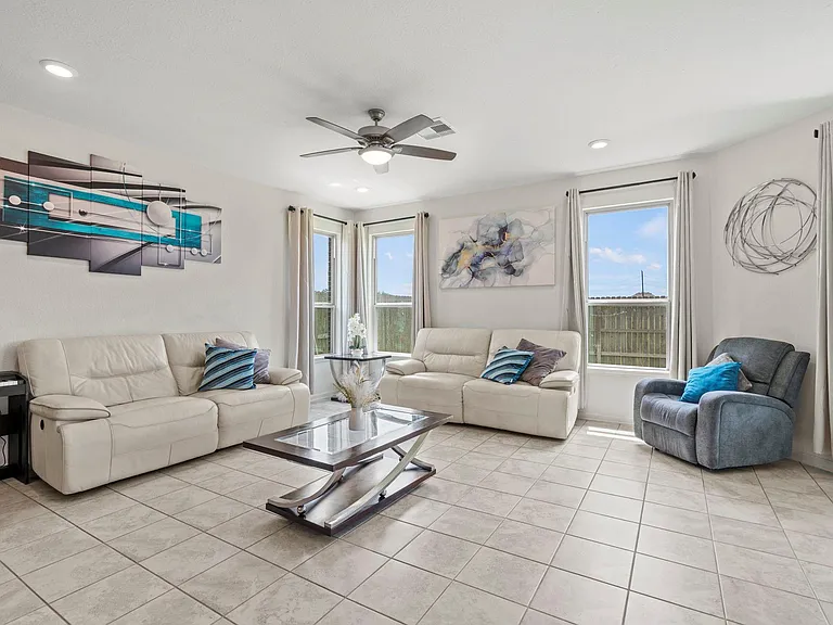 1710 Cheshire Creek Ln — Photo 4