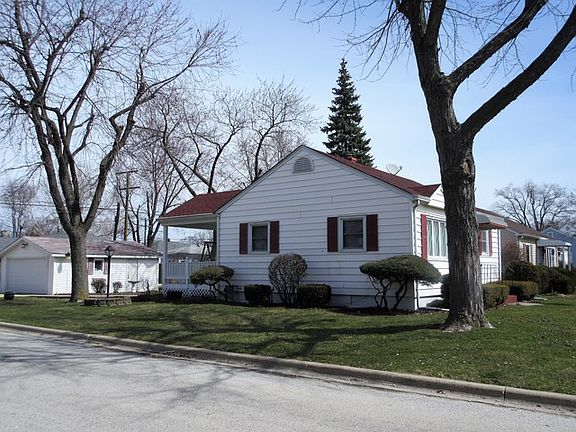 3rd image of 1261 W Marion St