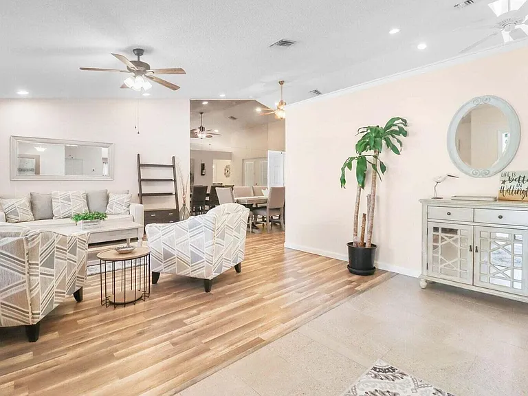14148 Paddock Dr — Photo 24