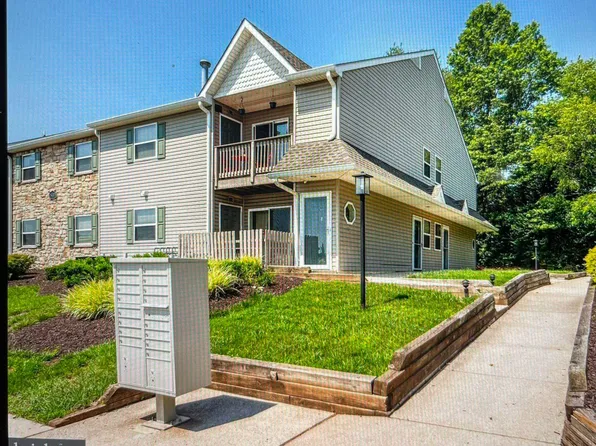 502 Horseshoe Dr #502, Royersford, PA 19468
