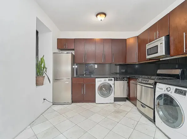 243 East 18th Street image 1 of 8