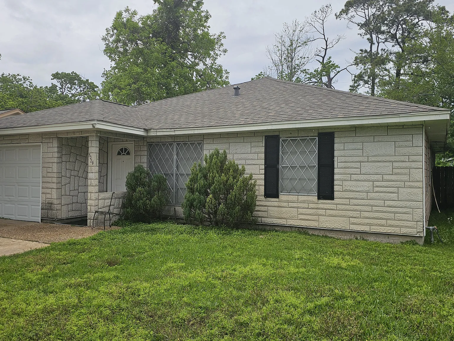 7325 Boggess Rd. Houtson TX 77016 — Photo 2