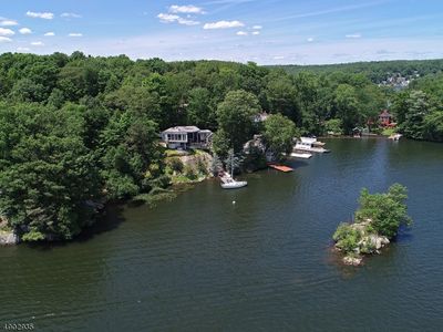 25 Raccoon Island Rd Lake Hopatcong Nj 07849 Zillow