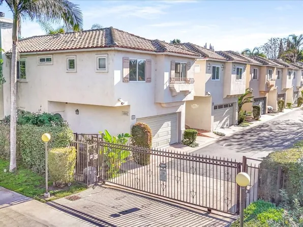 18806 Hatteras St APT 101, Tarzana, CA 91356