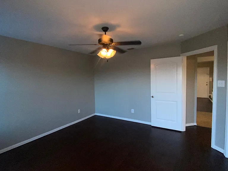 7700 Stanley Ct. — Photo 10
