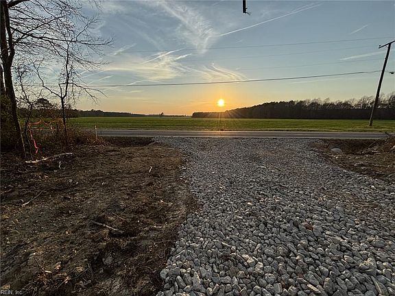 4th image of 6568 Blackwater Rd