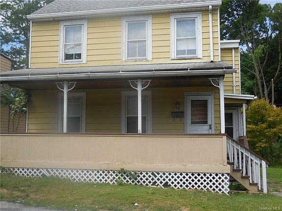 4th image of 12 Pine St