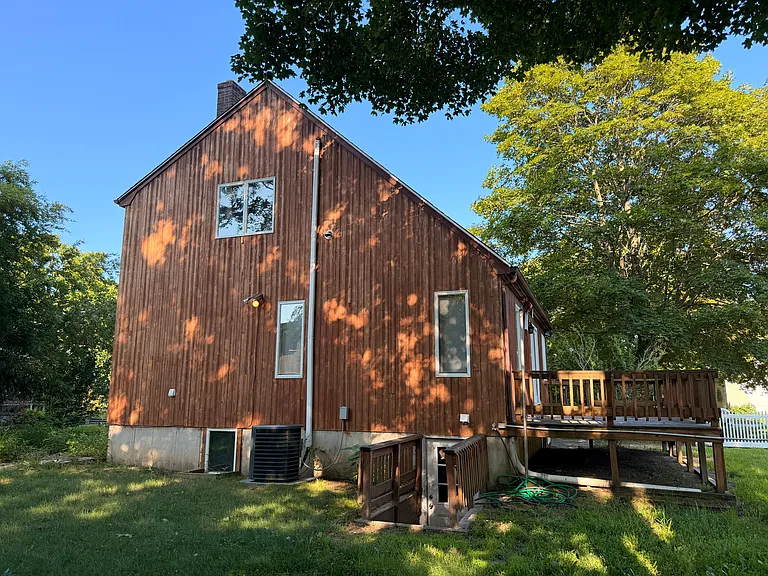 37 Isabelle Dr — Photo 8
