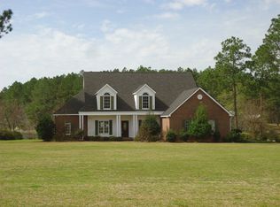 155 Twin Lakes Dr, Moultrie, GA 31768