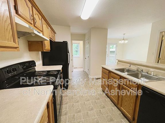 5th image of 16 Evergreen Ave #B