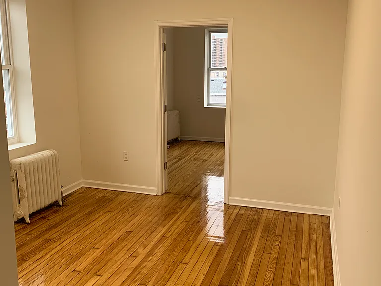 7 Star Realty LLC — Photo 6
