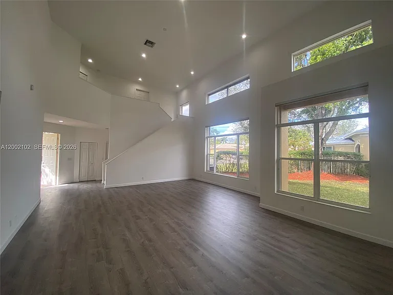2486 Bay Isle Dr — Photo 11