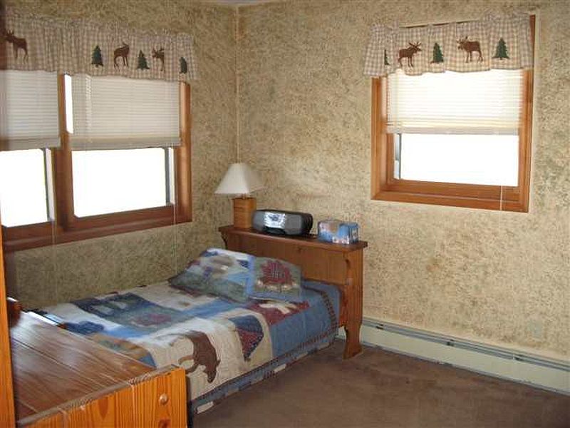 4th image of 171 SHELDON Road
