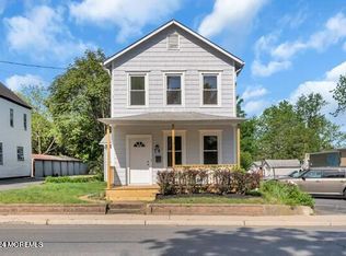 74 Monmouth Rd, Oakhurst, NJ 07755