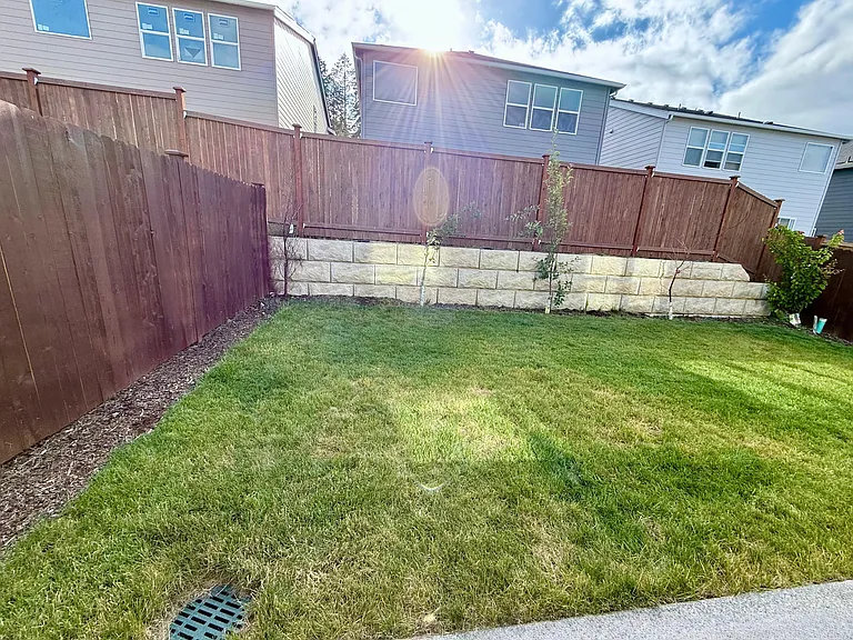 2217 Trailside Dr NE — Photo 15