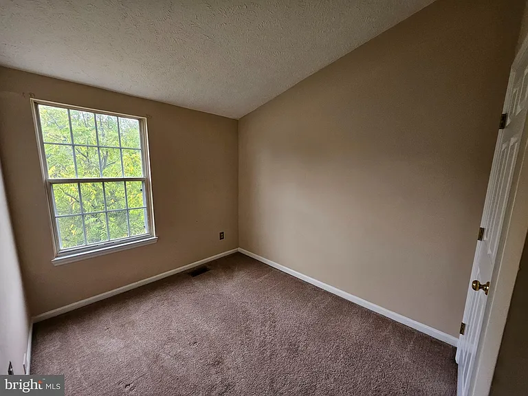 104 Township Ct — Photo 19