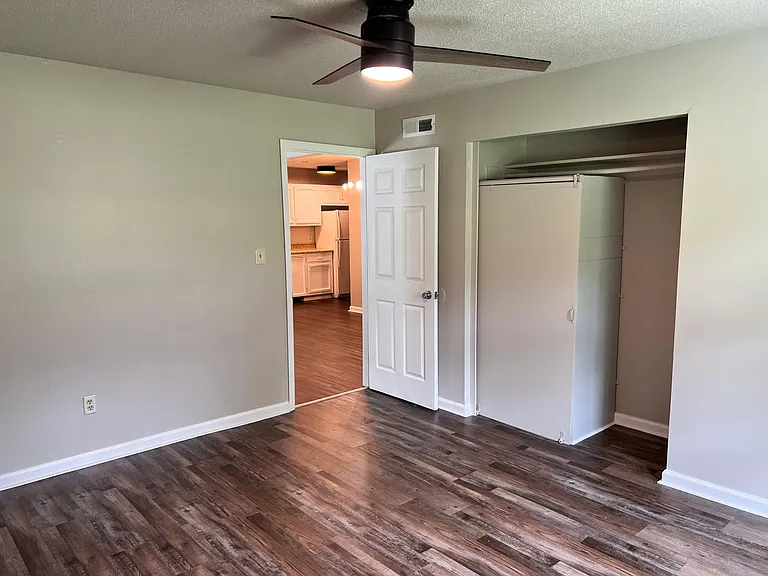 511 Poplar St #D — Photo 1