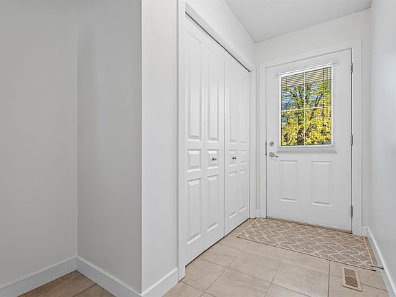 3rd image of 103 E Panatella Rd NW