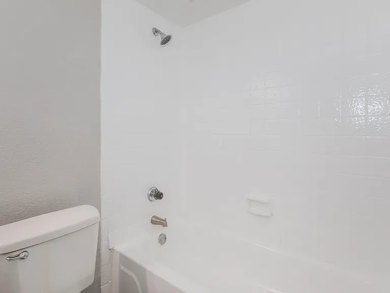 1410 Martinsville St — Photo 12