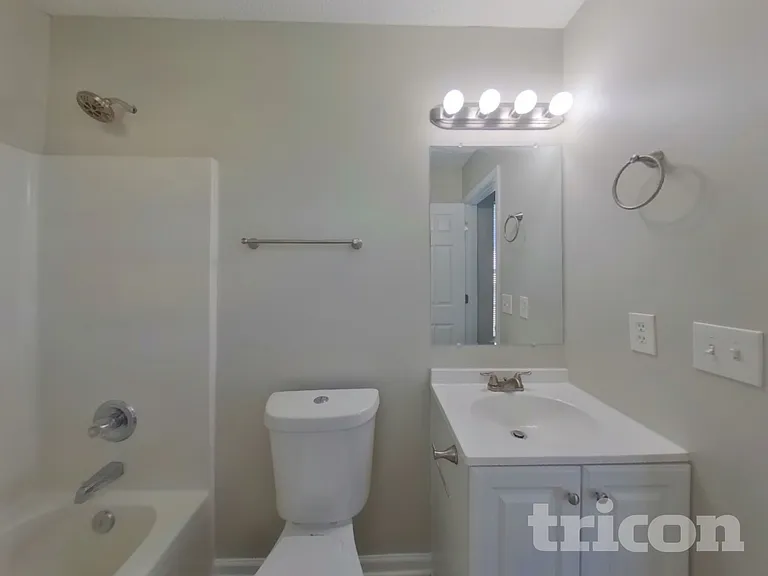 208 Denby Cir — Photo 10