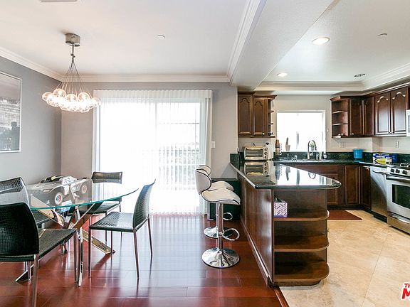 5th image of 700 S Ardmore Ave APT 703