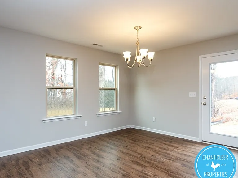 1423 Tamarino Dr — Photo 18