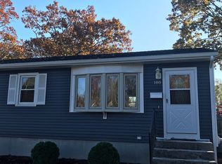 188 Pinnery Ave, Warwick, RI 02886