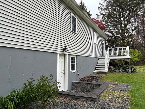 5th image of 71 W Spring St