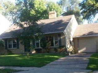 2424 Pelham Rd, Rockford, IL 61107