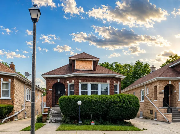 1827 S 3rd Ave, Maywood, IL 60153