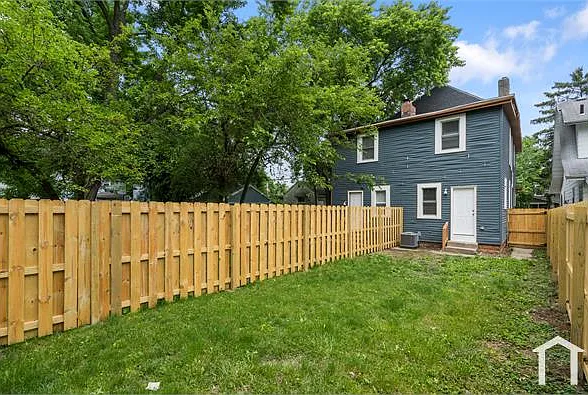 147 N Burgess Ave #147 — Photo 43