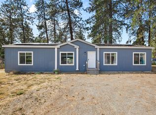 212 S Junction Ave, Cave Junction, OR 97523