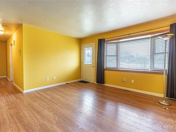2nd image of 211 Regent Dr