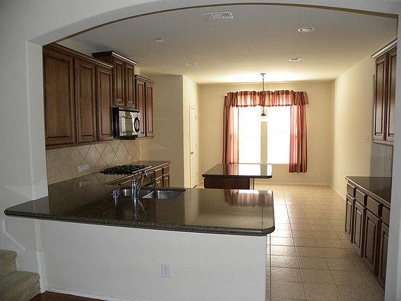 3rd image of 5216 Blackelm Dr