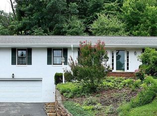 3329 Dawn Cir SW, Roanoke, VA 24018