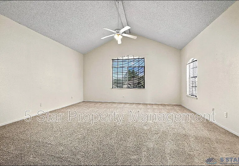 1315 Olga Mapula Dr — Photo 31