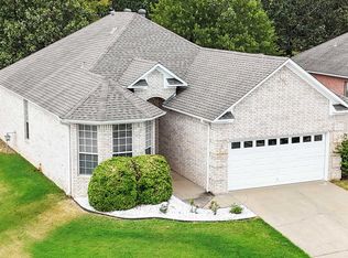 1 N Star Cv, Maumelle, AR 72113