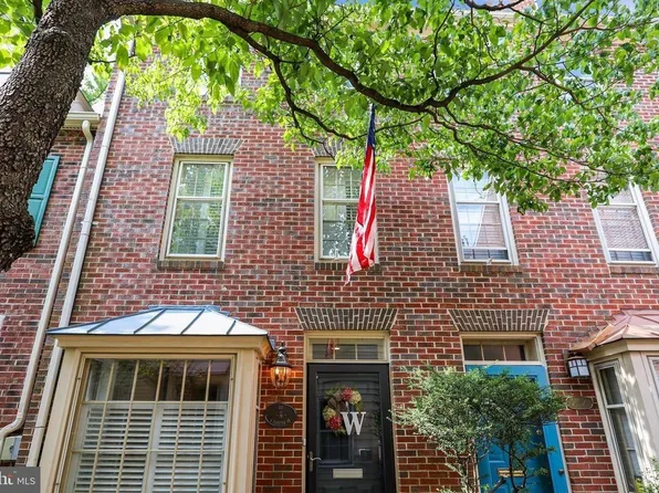 217 S Fayette St, Alexandria, VA 22314