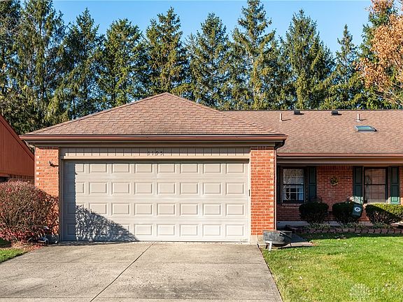 3rd image of 1195 Cymar Dr E