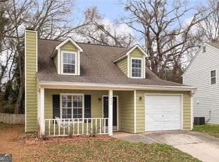 1055 Autumn Crest Ct, Stone Mountain, GA 30083
