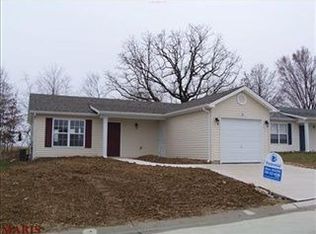 18 Silver Spur Dr, Winfield, MO 63389