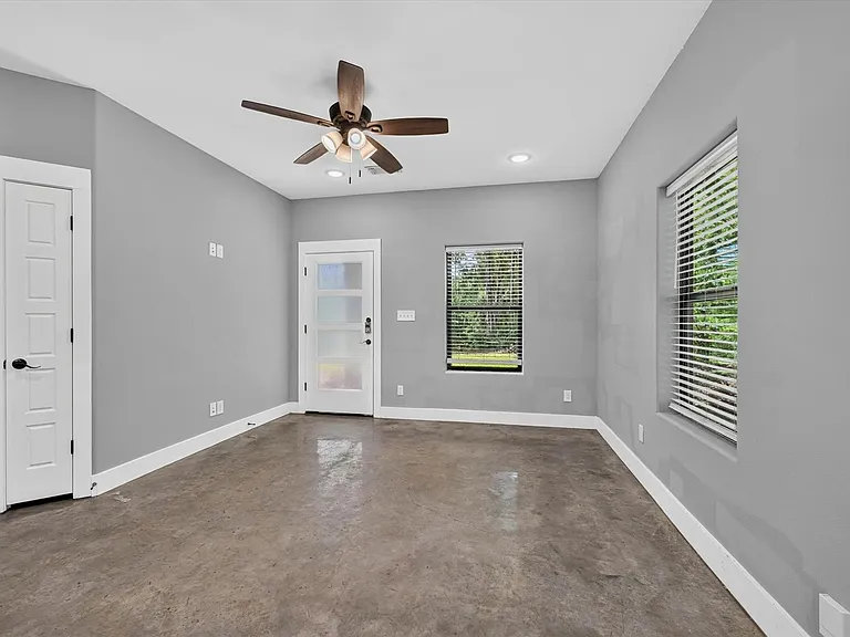 707 E Woodard St — Photo 19